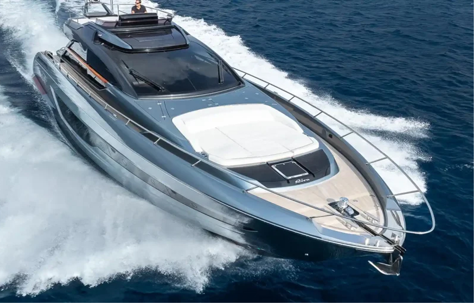 SEDICI – RIVA 66 RIBELLE
